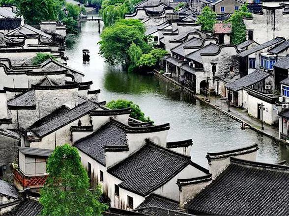 冬天百褶裙怎么搭配